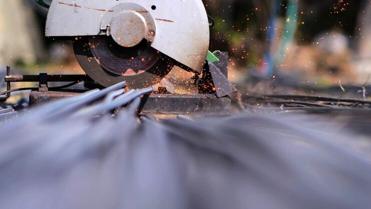 Metal Kesimci (Seviye 3)